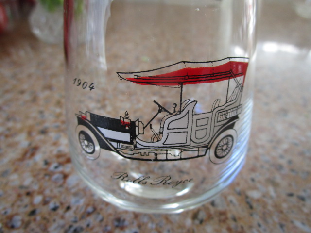 6 Stück Cognac-Schwenker mit Oldtimer-Fahrzeugen