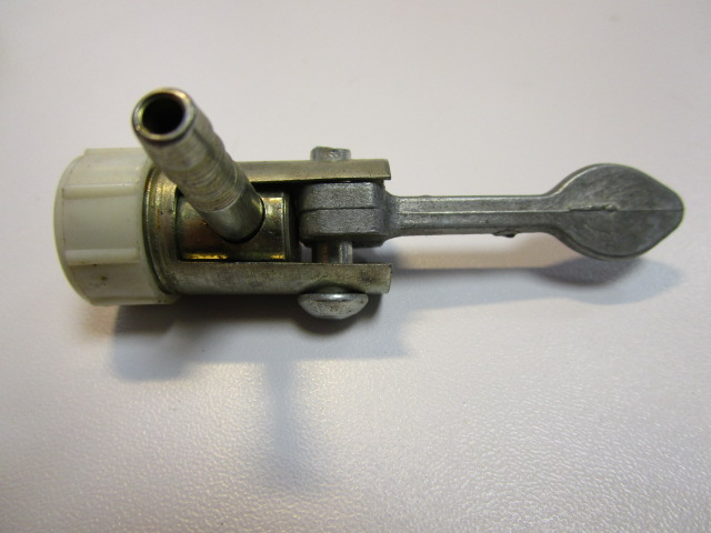 Ventil/ Schlauchaufsatz für DDR-Luftpumpenschlauch