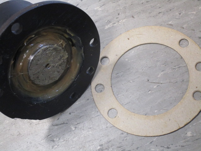 Lagersitz ( Hinterachskörper )  Barkas ( Ausbauteil )