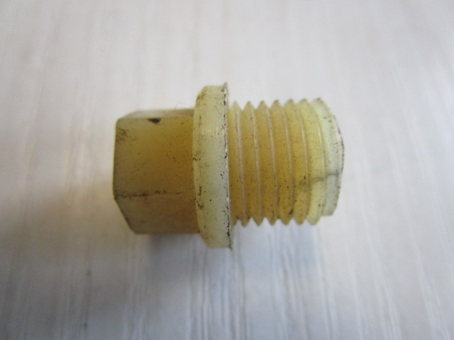 Verschlußschraube M14 x 1,5, Miramid Schaltwelle Trabant 601
