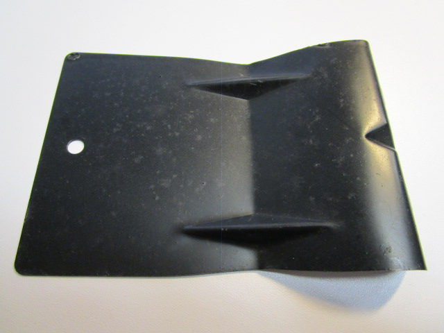 Schutzblech im Armaturenbrett Trabant 1.1