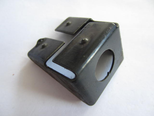 Haltewinkel Scheinwerfer Trabant