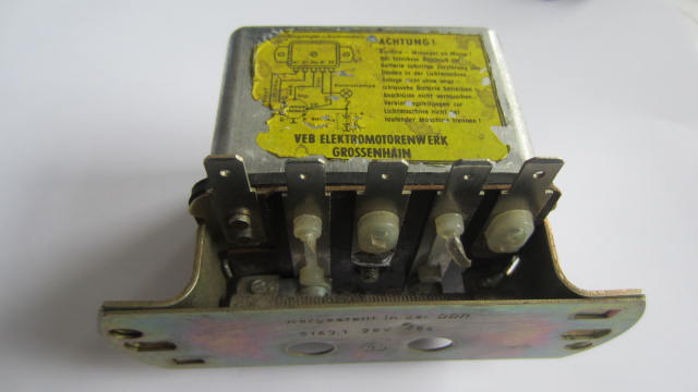 Spannungsregler 28 V 25 Ah  ( 8143.1 )