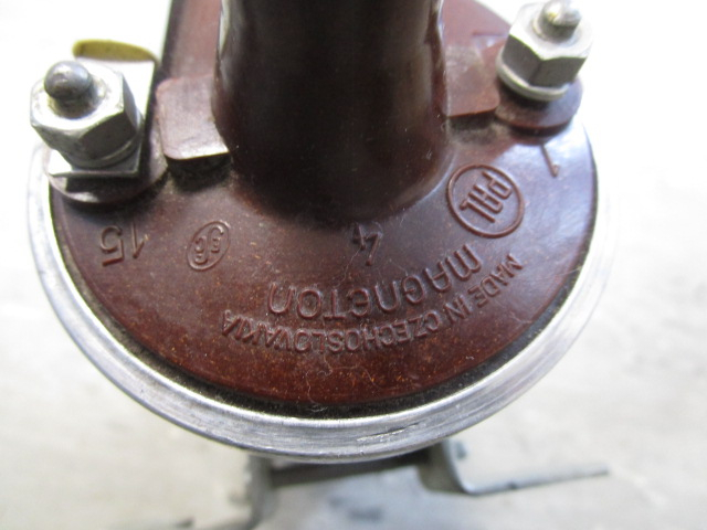 Zündspule 12 V, Skoda 105, 120 ( mit Vorwiderstand ), 443 212 215 600