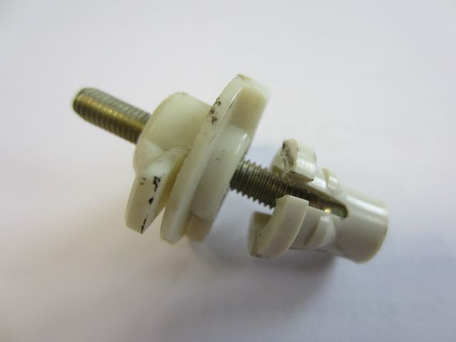 Stellschraube mit Gelenkstück für Scheinwerfer W 1.3