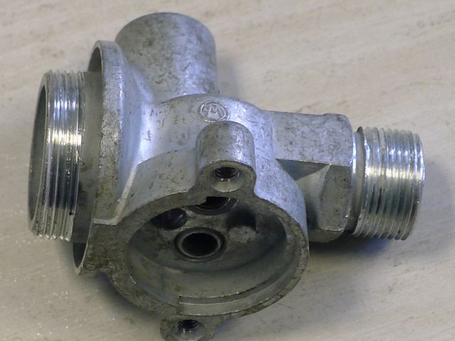 Kraftstoffhahn Metallgrundkörper