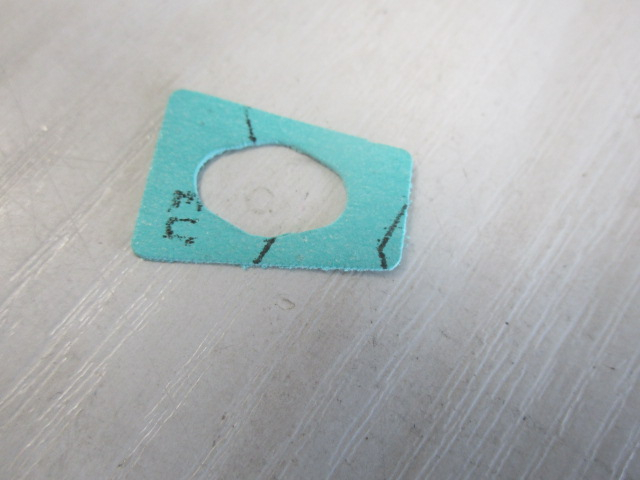 Dichtung am Zerstäuber Vergaser 40 F 1-12