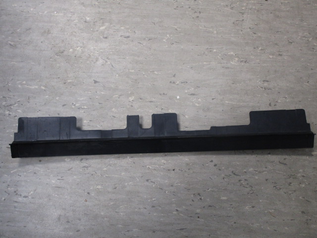 Luftleiste Armaturenbrett Wartburg 353, mitte