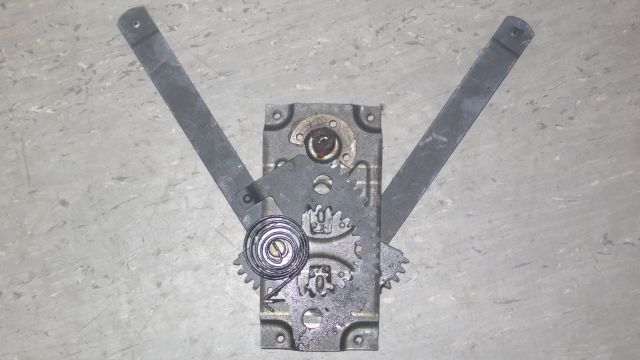 Fensterkurbelapparat Fahrertür Trabant