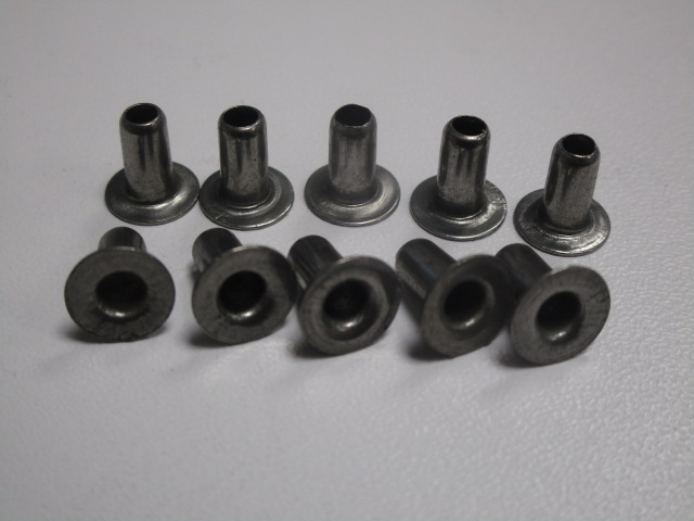 10 Stück Hohlniete 4 x 8 mm