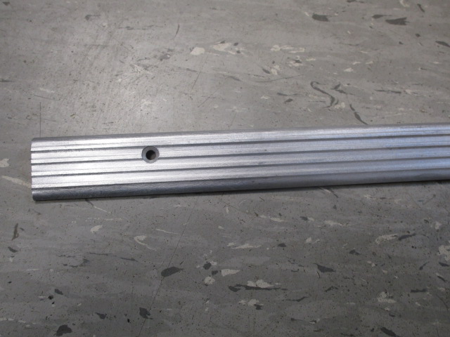 Alu-Einstiegsleiste für Wartburg-Tür hinten ( Tourist ), Länge 43 cm