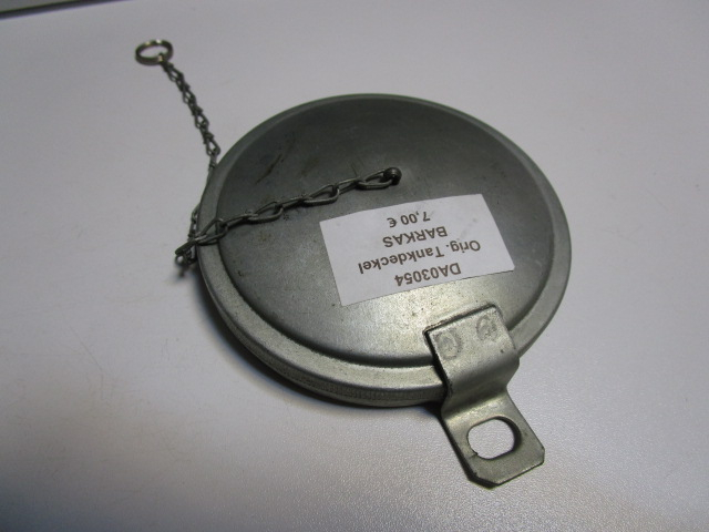 original Tankdeckel IFA W50 mit Halterung ( 100 mm )