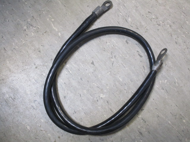 DDR-Batteriekabel mit 2 Anschluß-Ösen