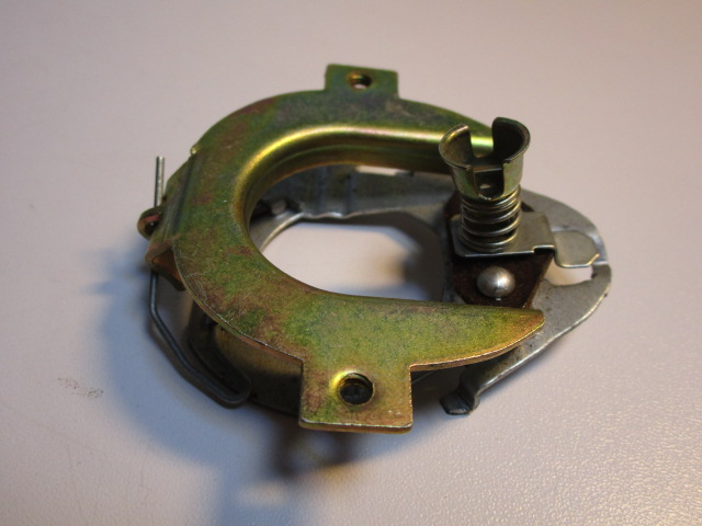 Lampenfassung für wassergeschütze Scheinwerfereinsätze