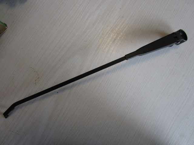Wischerarm 8746.28 ( Wartburg 353 ), schwarz