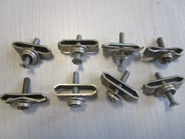 Schraubenset M4, Oldtimer ( 8er Packung )