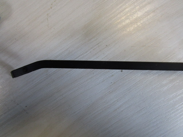 Wischerarm 8746.28 ( Wartburg 353 ), schwarz