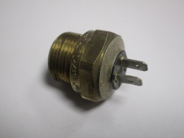 Thermostat / Thermoschalter TH 470 Z ( Skoda )
