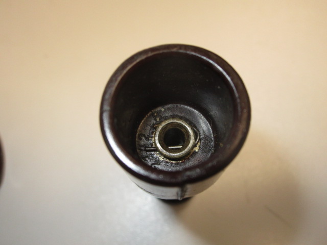 4 Stück Kerzenstecker C314, 10 kOhm, Bakelit