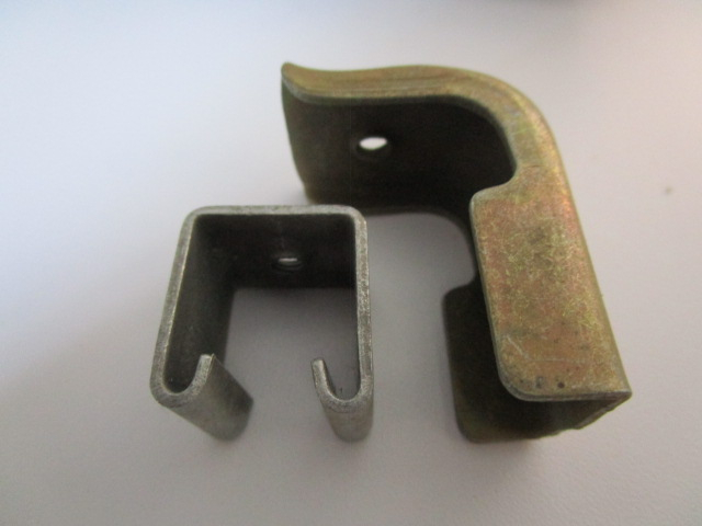 Haltewinkel Tür hinten, Wartburg 353 ( Paar )