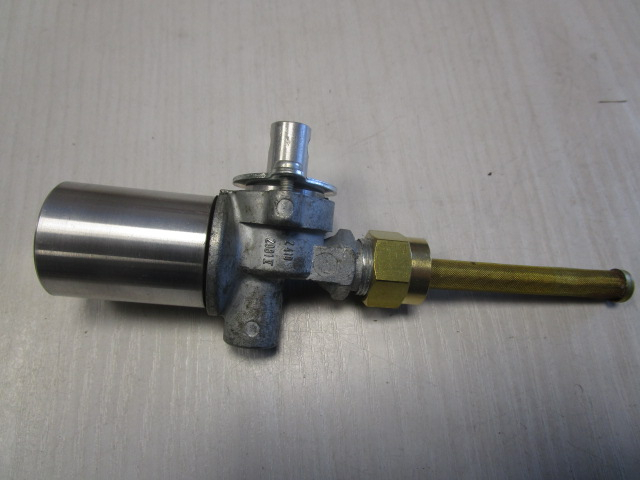 Kraftstoffhahn Trabant neue Ausführung, Neuteil