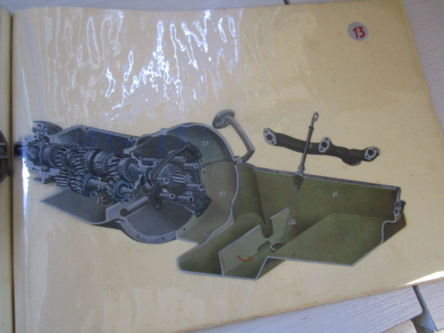 "Ford V8- Motor "