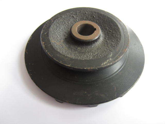 Keilriemenscheibe Gleichstromlichtmaschine für 10er Keilriemen, Trabant 601